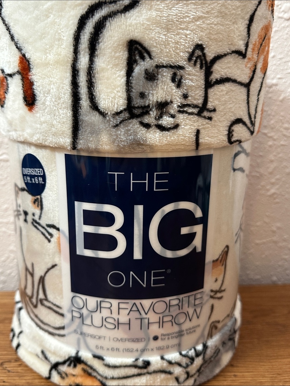 The Big One Plush Throw with Cream, Black & Orange Cat Print - Picture 2 of 5